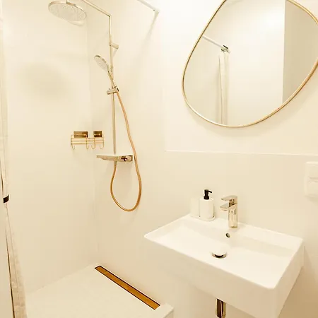 Arina バート・ベルトリッヒ